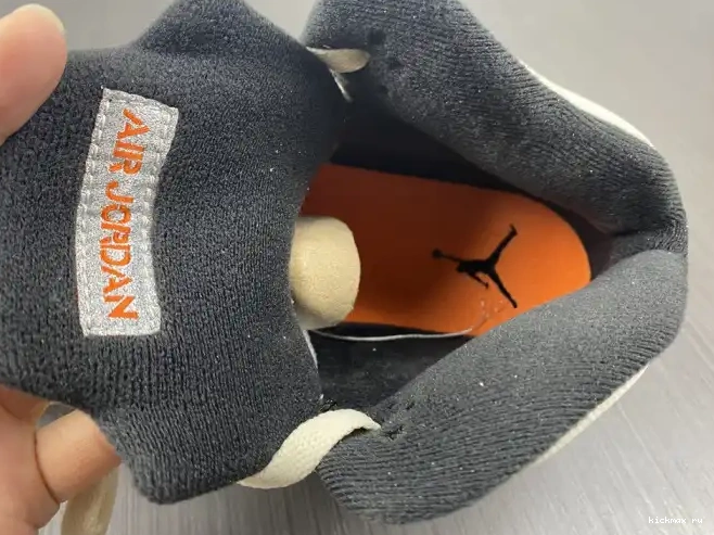 Cheap Kickmax Total Orange DC1060-100 Retro 5 Jordan 0414